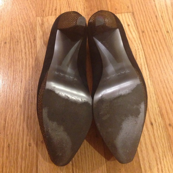 Black Tahari Platform Pumps - Picture 4 of 4