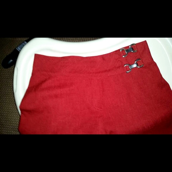 N/A ❌ ❌ ❌ RED/BURGUNDY CUSTOM MADE LINEN WIDE LEG PANTS - 11 - Picture 3 of 4