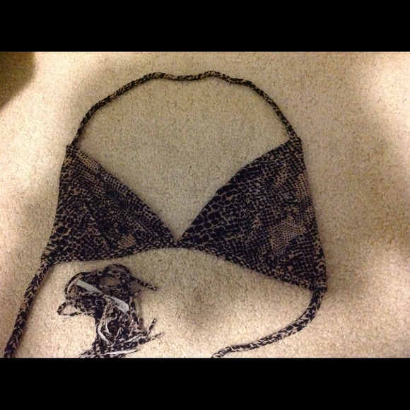 Acacia Missy top