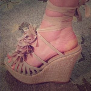 Colin Stuart ankle wrap wedges size 7