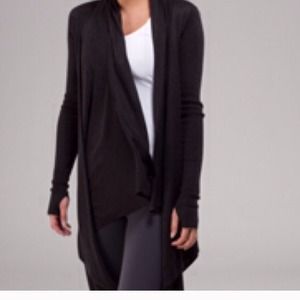 Lululemon Reflection Wrap. Great condition!!!