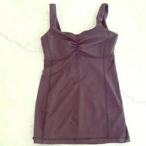 NWOT Lululemon top