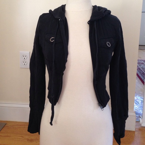 Cropped zipper hoodie black jacket