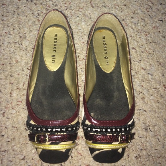 Animal print flats