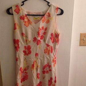 BEautiful cream and pink floral dress