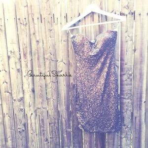 BLACK FRIDAY SALE Tobi Sequin bodycon mini dress