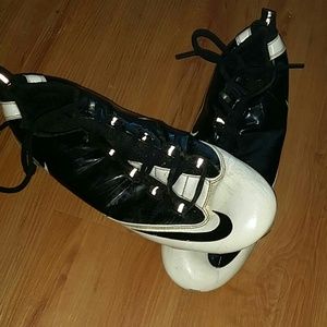 NIKE football cleats, Men 10.5