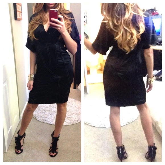 Elie Tahari Silk Kimono Sleeve Dress