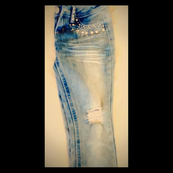 Very nice jeans with some jewels 😜️reduced - Picture 1 of 4