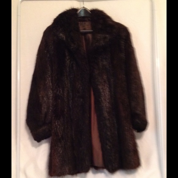 BarthWind Furrier Chicago Jackets & Coats Dark Brown Fur Coat Knee