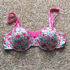 Sold. 34a multiway bra