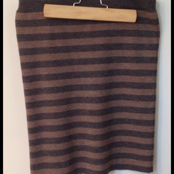 REDUCED! Club Monaco Sweater Skirt