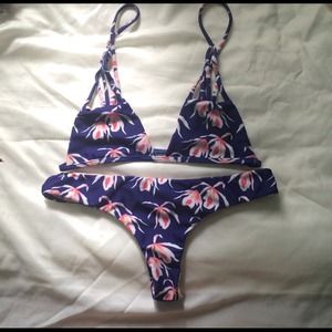 //SOLD// Acacia Blue Island Orchid set
