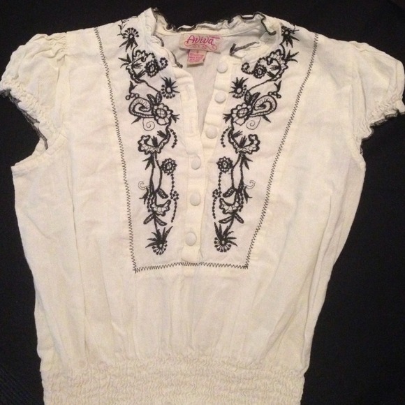 Embroidered black and white top