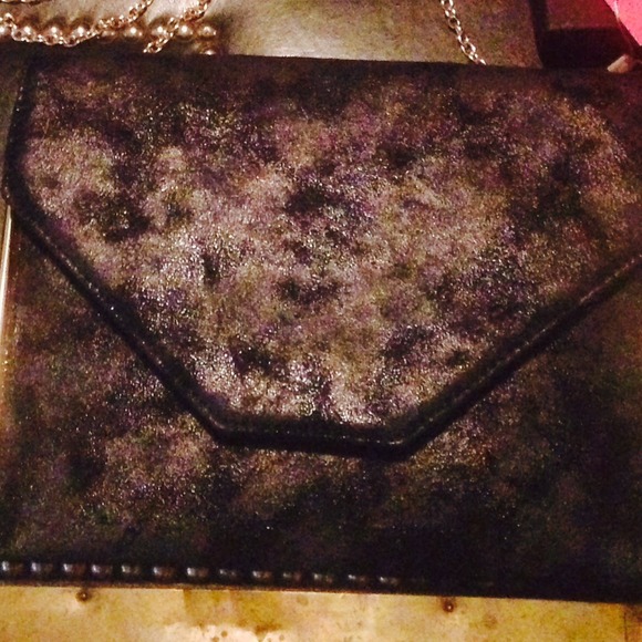 New Vieta Italy😍Envelope style clutch gorgeous