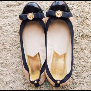 Michael Kors Black and Tan/nude bow flats