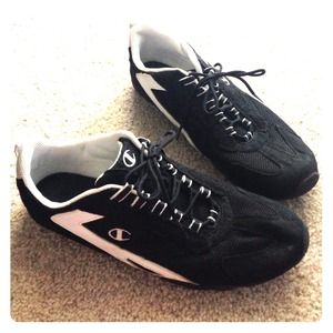 Champion tennis shoes