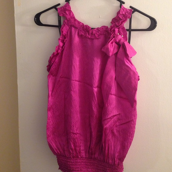 Beautiful silk pink BEBE top