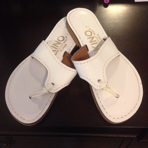Kino white womens sandals