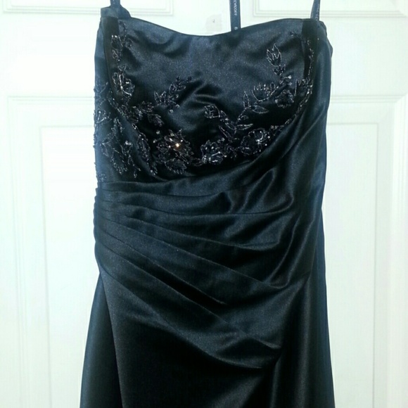 ππHPππ Designer Evening Gown - Picture 2 of 4
