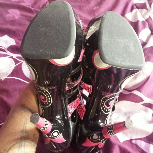 Shoes pink and black - Picture 1 of 4