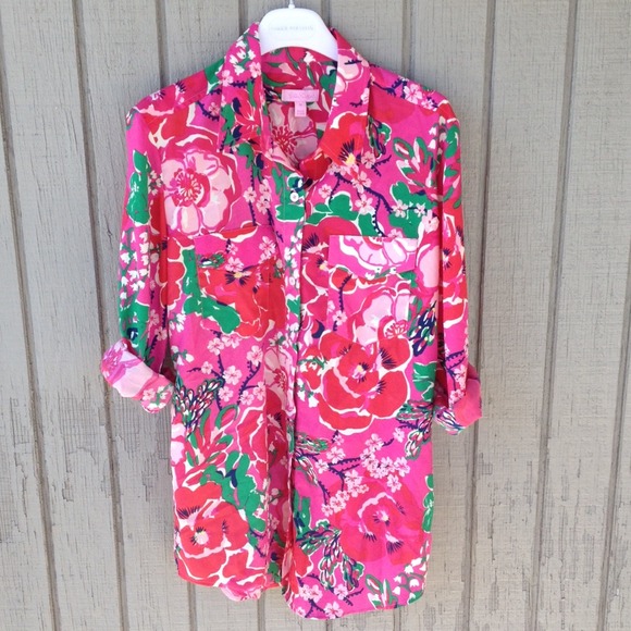 Lilly Pulitzer Tops - Lilly Pulitzer Floral Print Button Up
