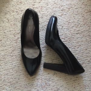 Black Nine West Leather Heels