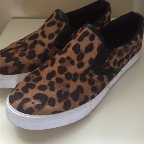 Leopard Slip On Shoe Sz 8