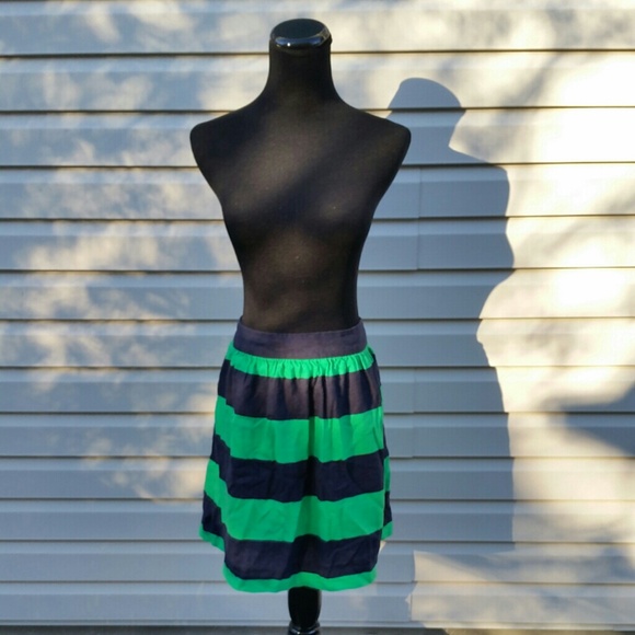 BANANA REPUBLIC GREEN AND NAVY BLUE STRIPED SKIRT