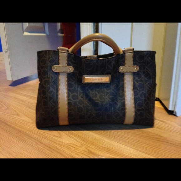 HAND BAG CALVIN KLEIN 😍