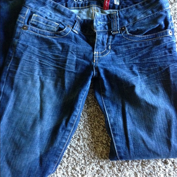 Sale🎉Size 27 Guess Jeans