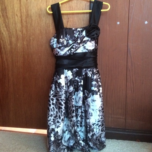 Silk black and white dress