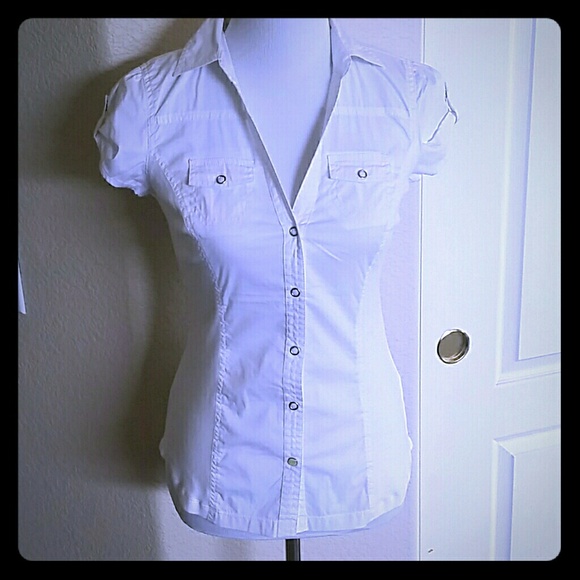 Guess top