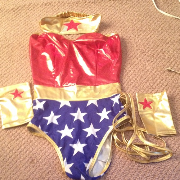 💖Purchased Wonder Woman costume halloween🎃