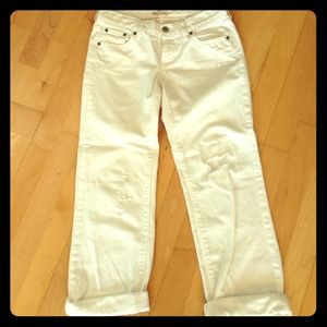 White distressed boyfriend jeans