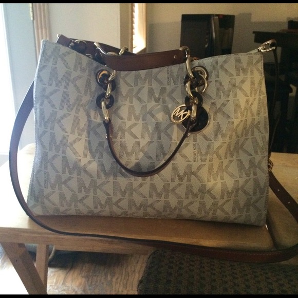 Michael Kors Large Vanilla Satchel