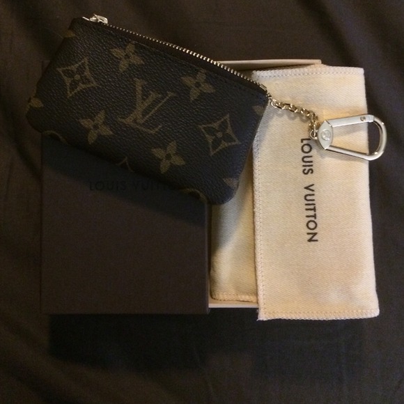 Louis Vuitton Handbags - Louis Vuitton Monogram Cles Pochette Key Pouch