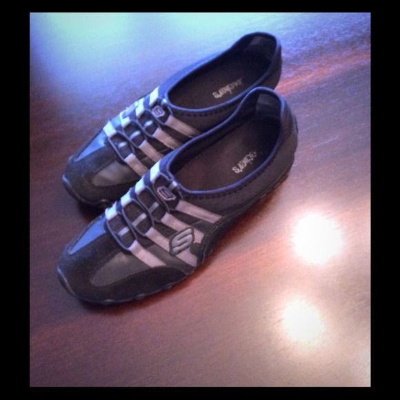 Skechers Shoes - Skechers black shoes