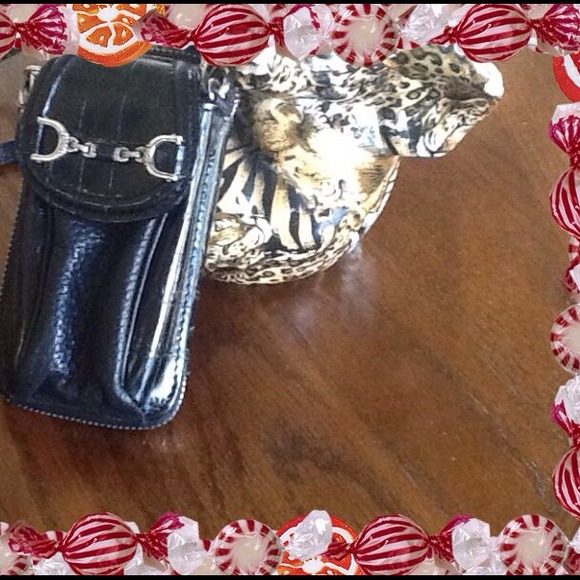 BRIGHTON WALLET PURSE / STRAP FRONT VELCRO POCKET