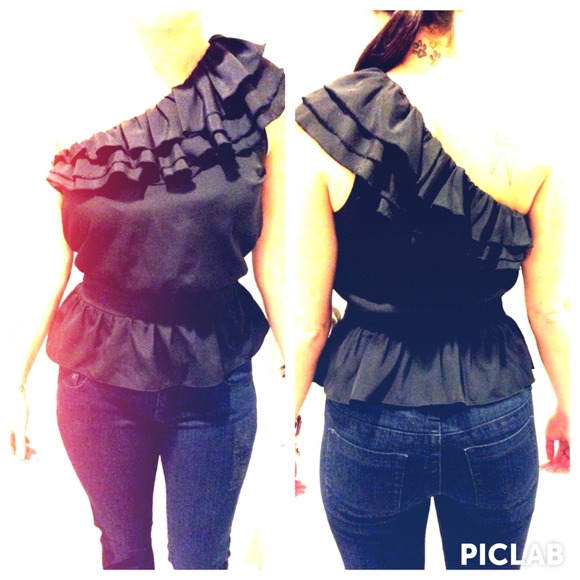 Forever 21 Black Ruffle Blouse