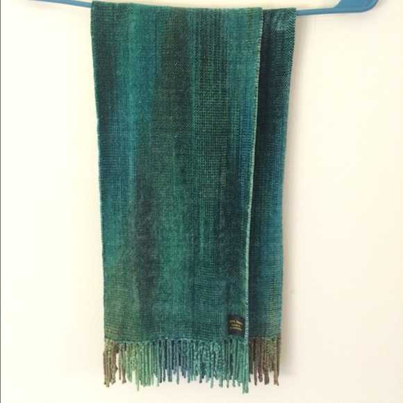 Handmade mixed color scarf