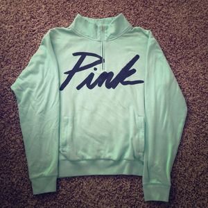 VS Pull Over Half Zip with Front Pocket