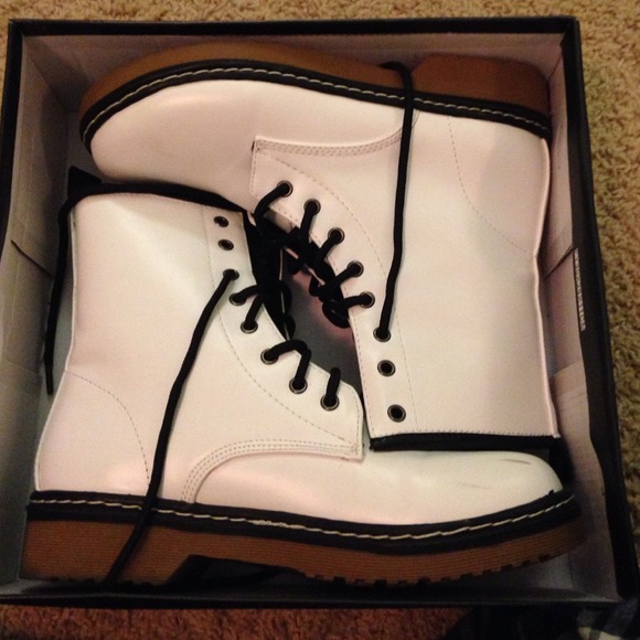 Fake Dr Martins