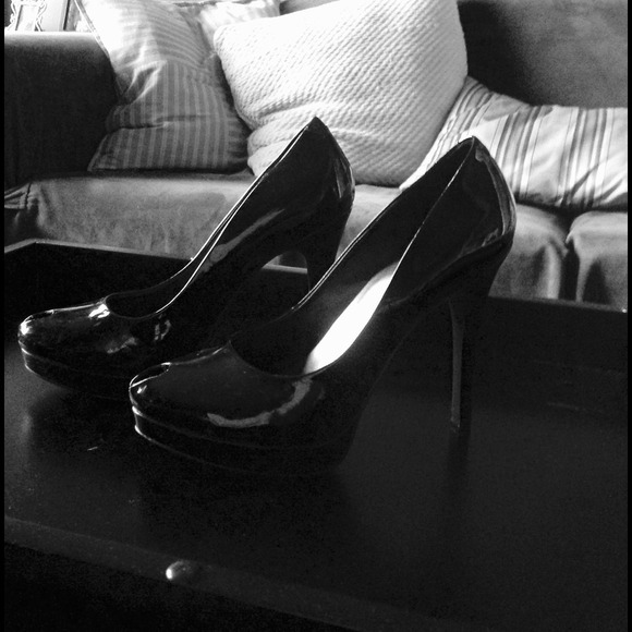 JS Peep toe platform pumps