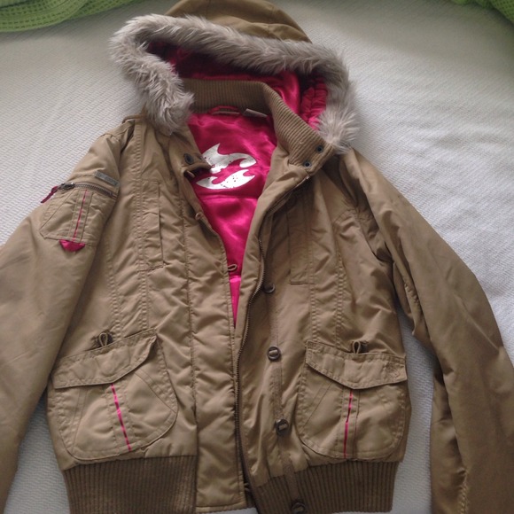Tan Billabong Jacket with pink lining