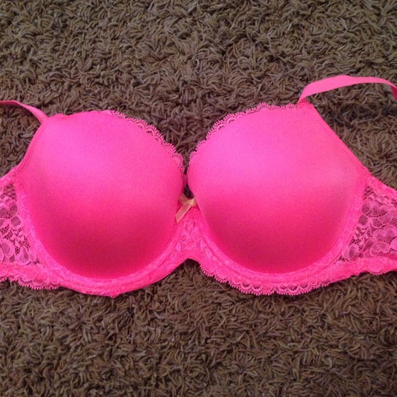 32ddd Victoria's Secret bra