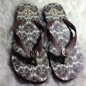Tory burch sandals