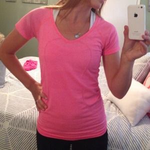 Lululemon top