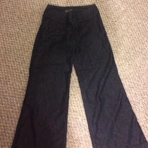 NWOT🎉sale  Denim linen wide leg seven bottoms