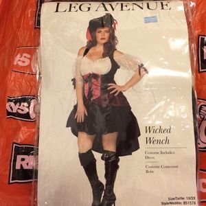 💥Pirate Wench Costume💥